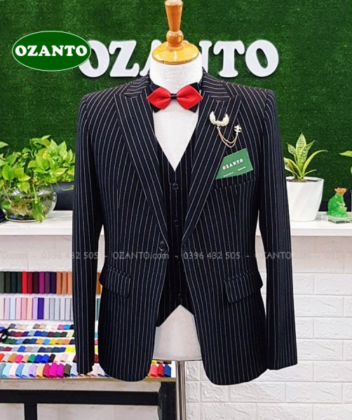 Vest đen sọc CC