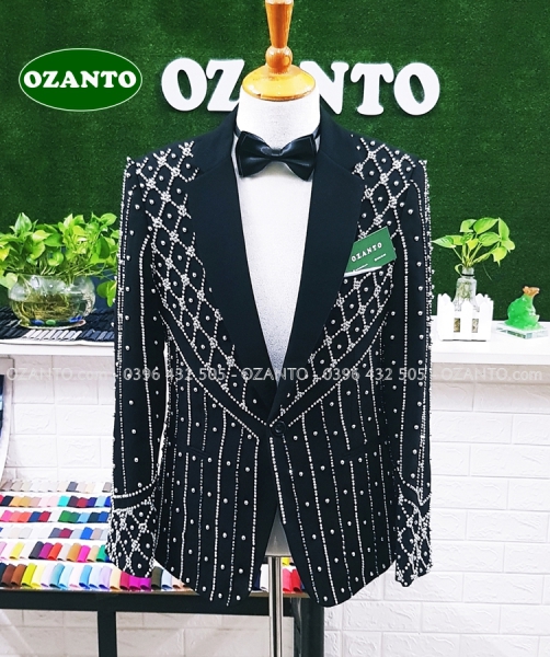 Vest kết cườm CC