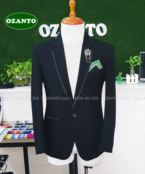 Vest đen phối viền